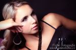 model: Edita B. Make-up + Photo: Anna Tich�